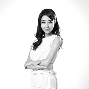 张默