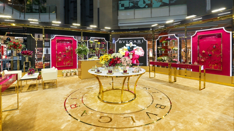 02. BVLGARI SPLENDIDA宝格丽花神系列限时主题店内景.jpg